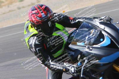 media/Sep-25-2023-Moto Forza (Mon) [[81ffa65e0a]]/B-C Group/Session 3 (Turn 16 Inside)/